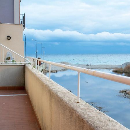 Апартаменты 100 Metri Dal Mare Relax A Due Passi Dal Centro Финале Лигуре Экстерьер фото